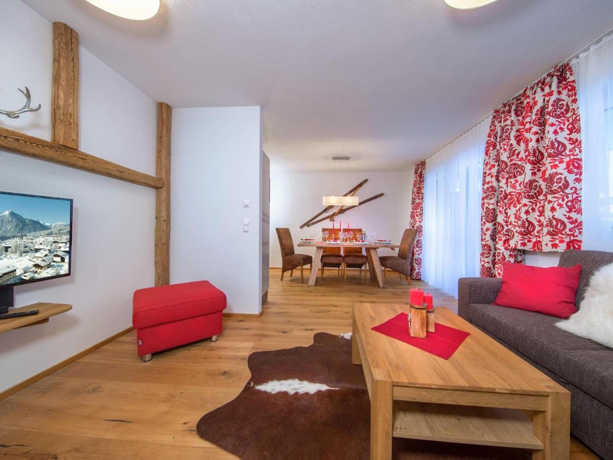 Apartment In Neukirchen With A Carport Neukirchen am Großvenediger Екстериор снимка