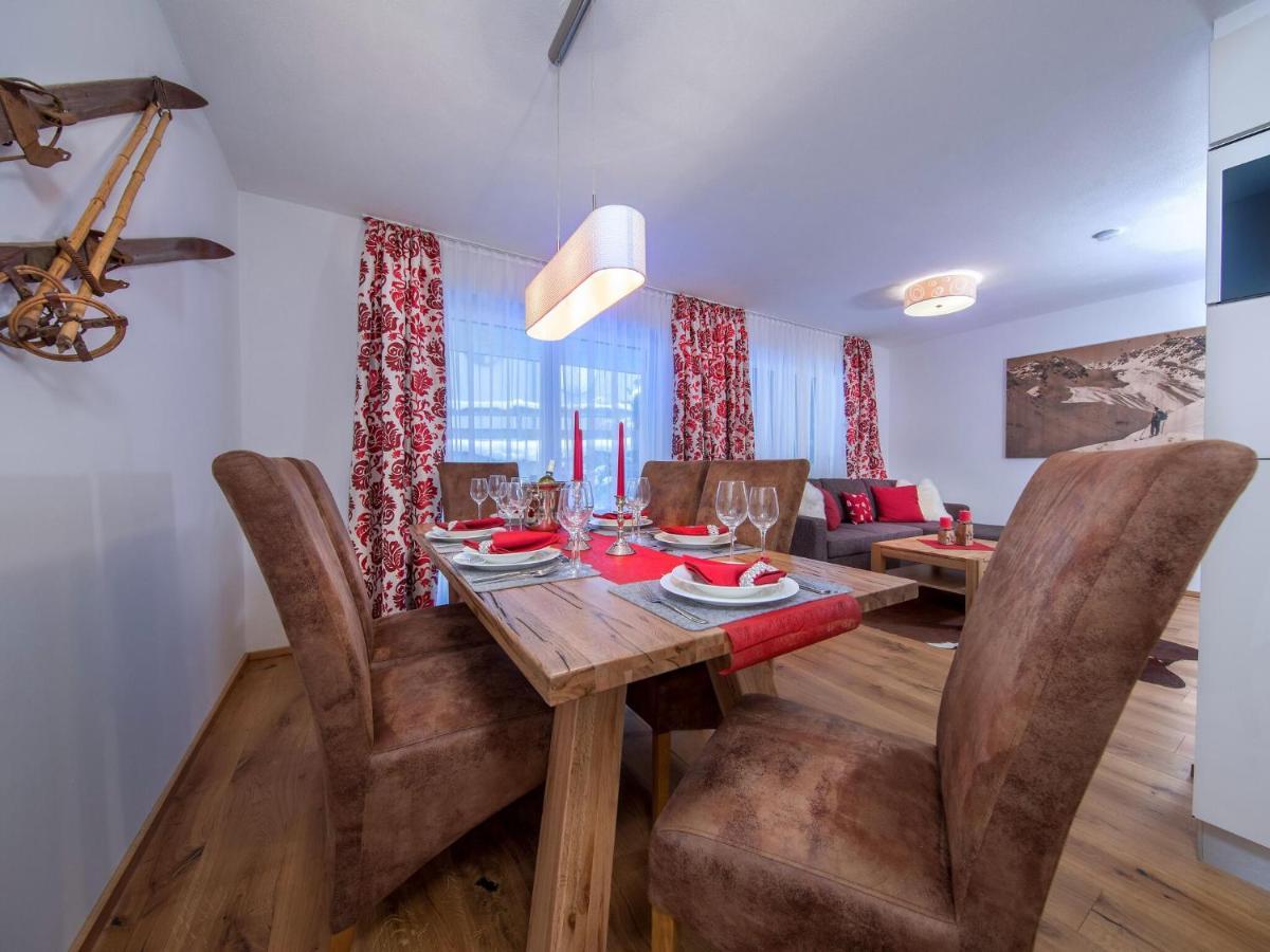 Apartment In Neukirchen With A Carport Neukirchen am Großvenediger Екстериор снимка