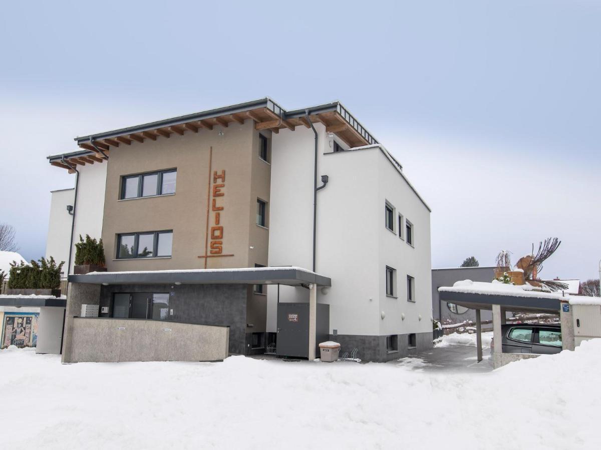 Apartment In Neukirchen With A Carport Neukirchen am Großvenediger Екстериор снимка